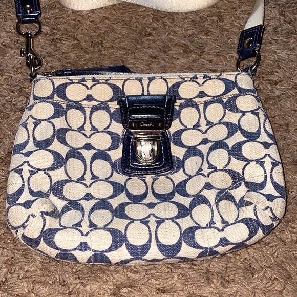 Coach canvas crossbody bag - Picture 3 of 11